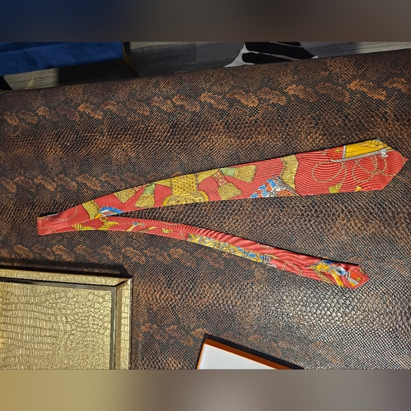Hermes silk tie - Picture 1 of 7